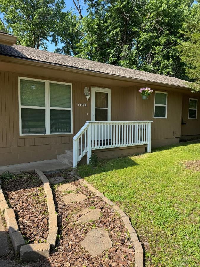Wolf Creek Escape Grove OK - B&B Grove