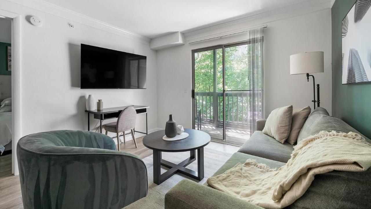 Landing Apartments - The Metropolitan - B&B Nashville