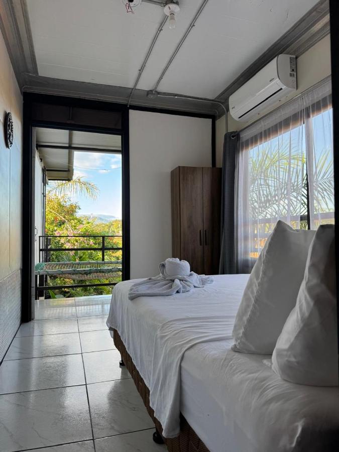 Hospedaje Eli 09 - B&B Pavones