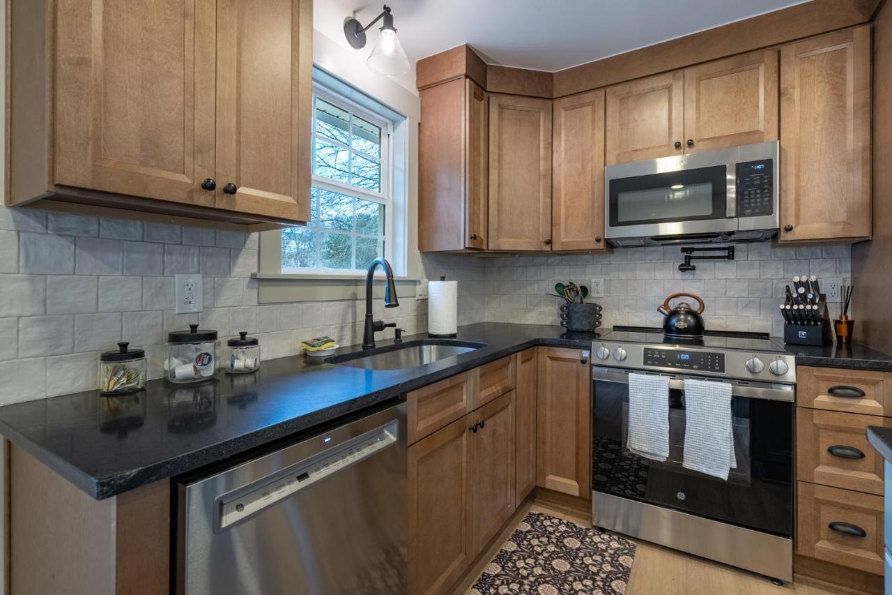 Peaceful Rydal Retreat With Modern Comforts - B&B Rydal