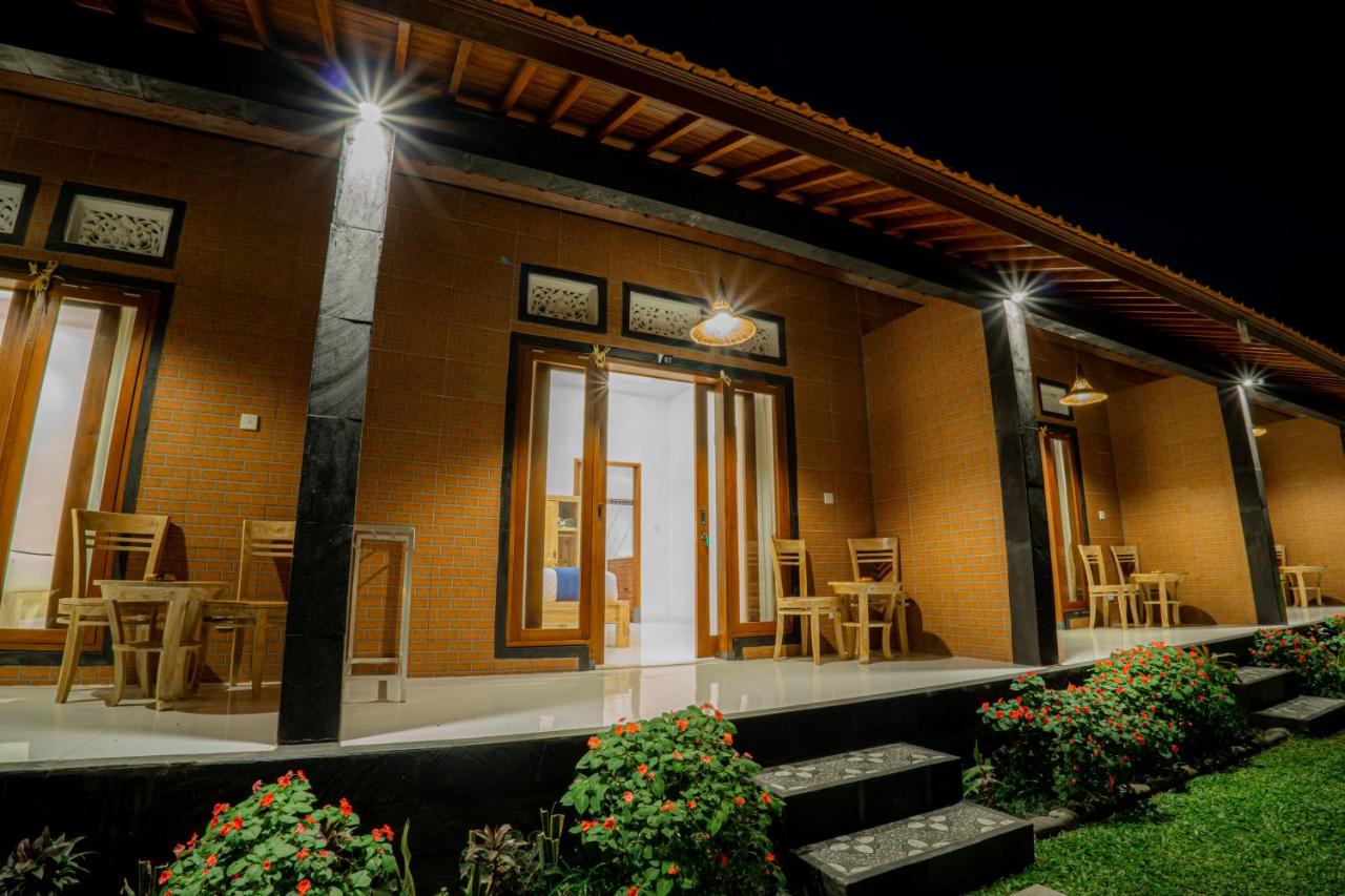 Sri Aurora Guest House - Bed and Breakfast Ubud