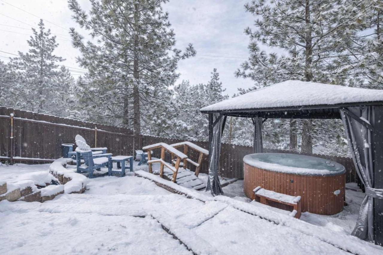 Navigate Stays Woodsy Hideaway Cozy & Nostalgic - B&B Sugarloaf