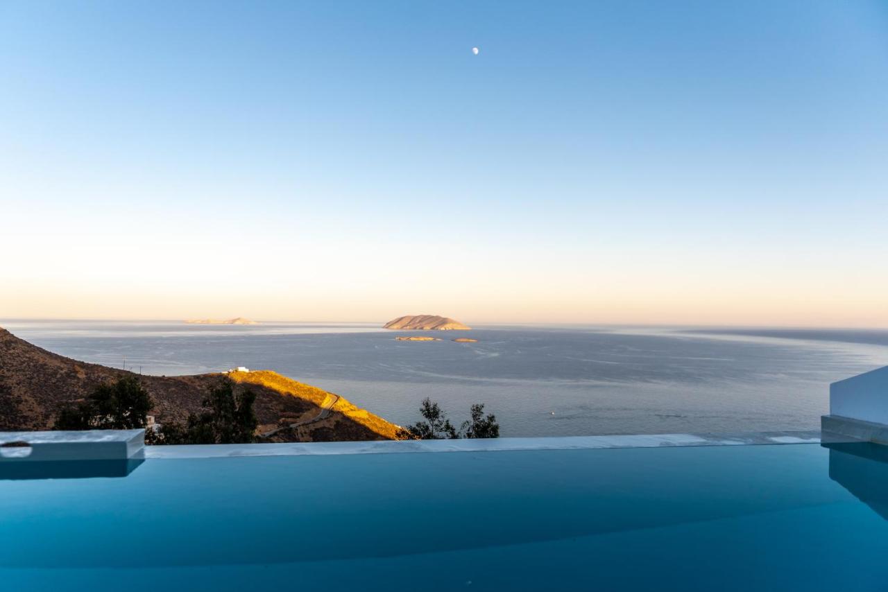 Althea Anafi Suites - Bed and Breakfast Anáfi