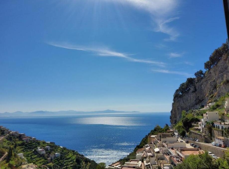 LA VILLA DI ENZO Casa Vacanze con vista mare - B&B Amalfi