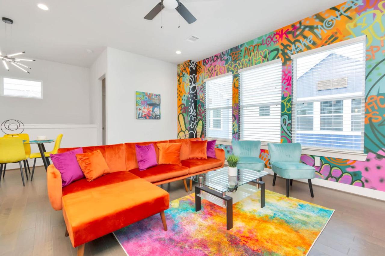 Stylish Prolific Gem - Great 4 Groups & Creators - B&B Houston