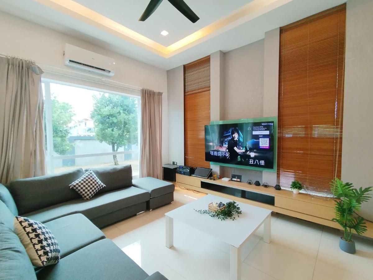 Ipoh Guesthouse by IWH Suites - B&B Ipoh