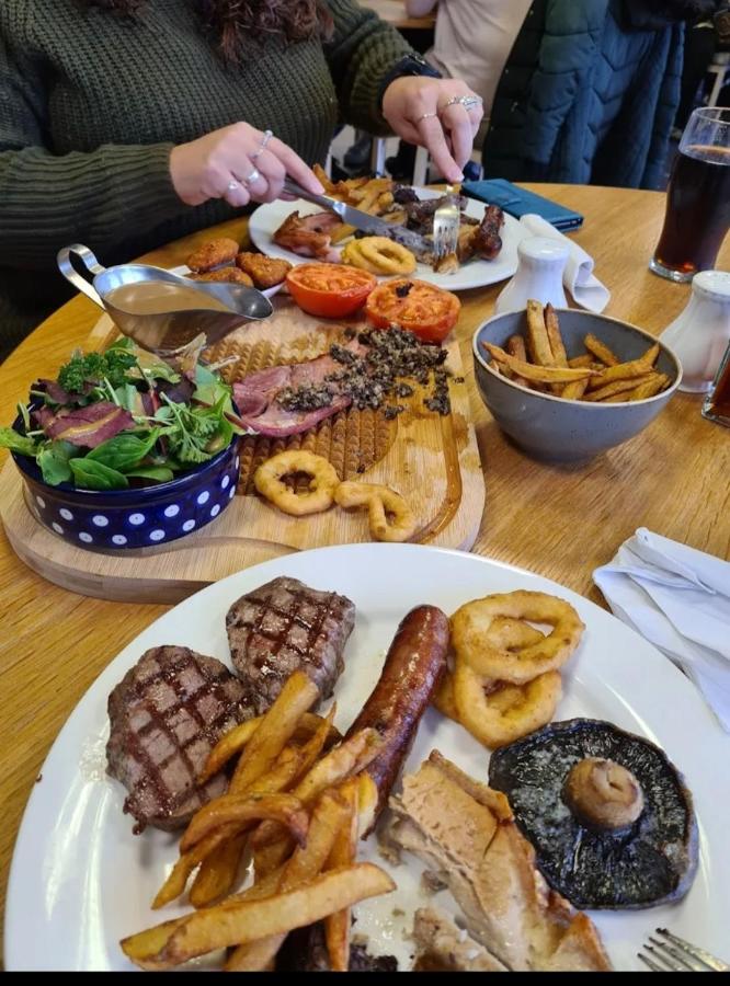 Ample town house in Workington, West Lakes, Lake District - B&B Workington