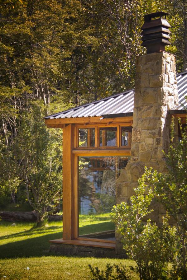El Aura Lodge - Parque Nacional Los Alerces - Bed and Breakfast