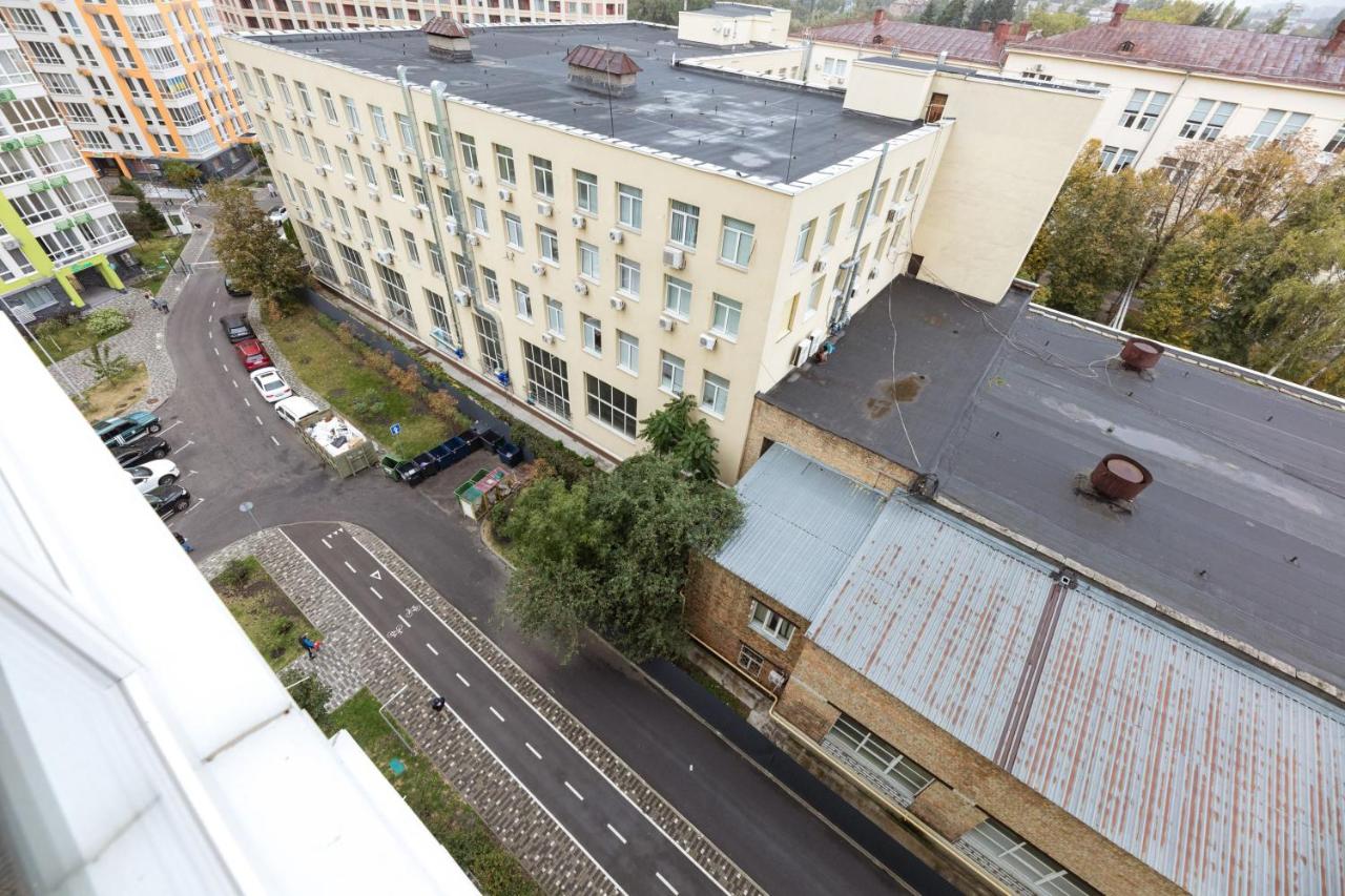 Nyvky Like Home - Нивки Парк простора студія 40-3 - B&B Kyiv