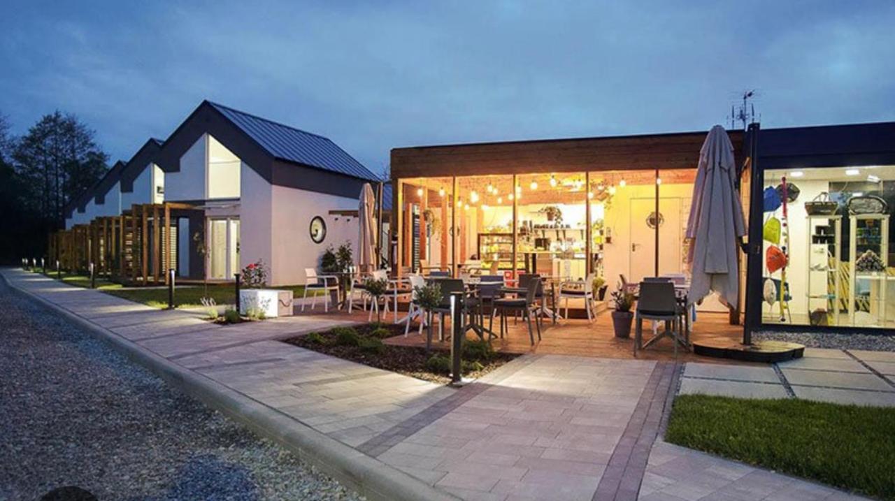 Baltic Natur Park - Resort Wypoczynkowy z Basenem, PIZZA, mini ZOO, Bliskość Natury, ANIMACJE dla Dzieci, Alpaki, Duuuuużo Atrakcji - Raj Dla Dzieci i Rodziców - B&B Niechorze