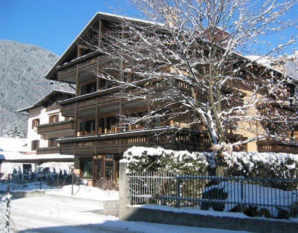 B&B Pinzolo - Hotel Binelli - Bed and Breakfast Pinzolo