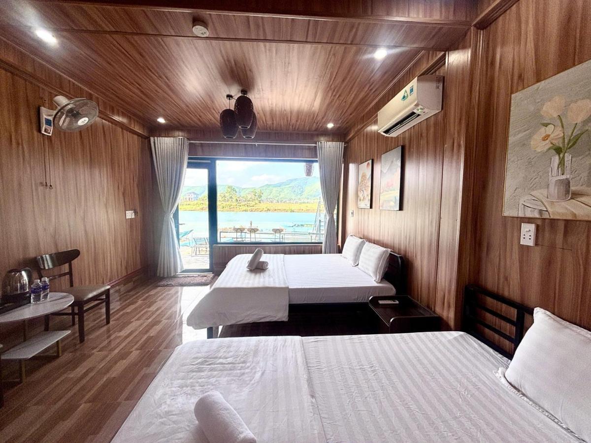 Deluxe Tweepersoonskamer met Balkon en Uitzicht op Zee