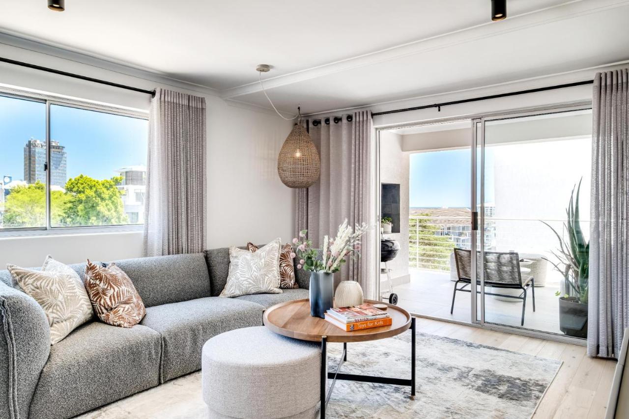Green Point Modern 2bed Apartment Azura Atlantic - Chambres d'hôtes Le Cap