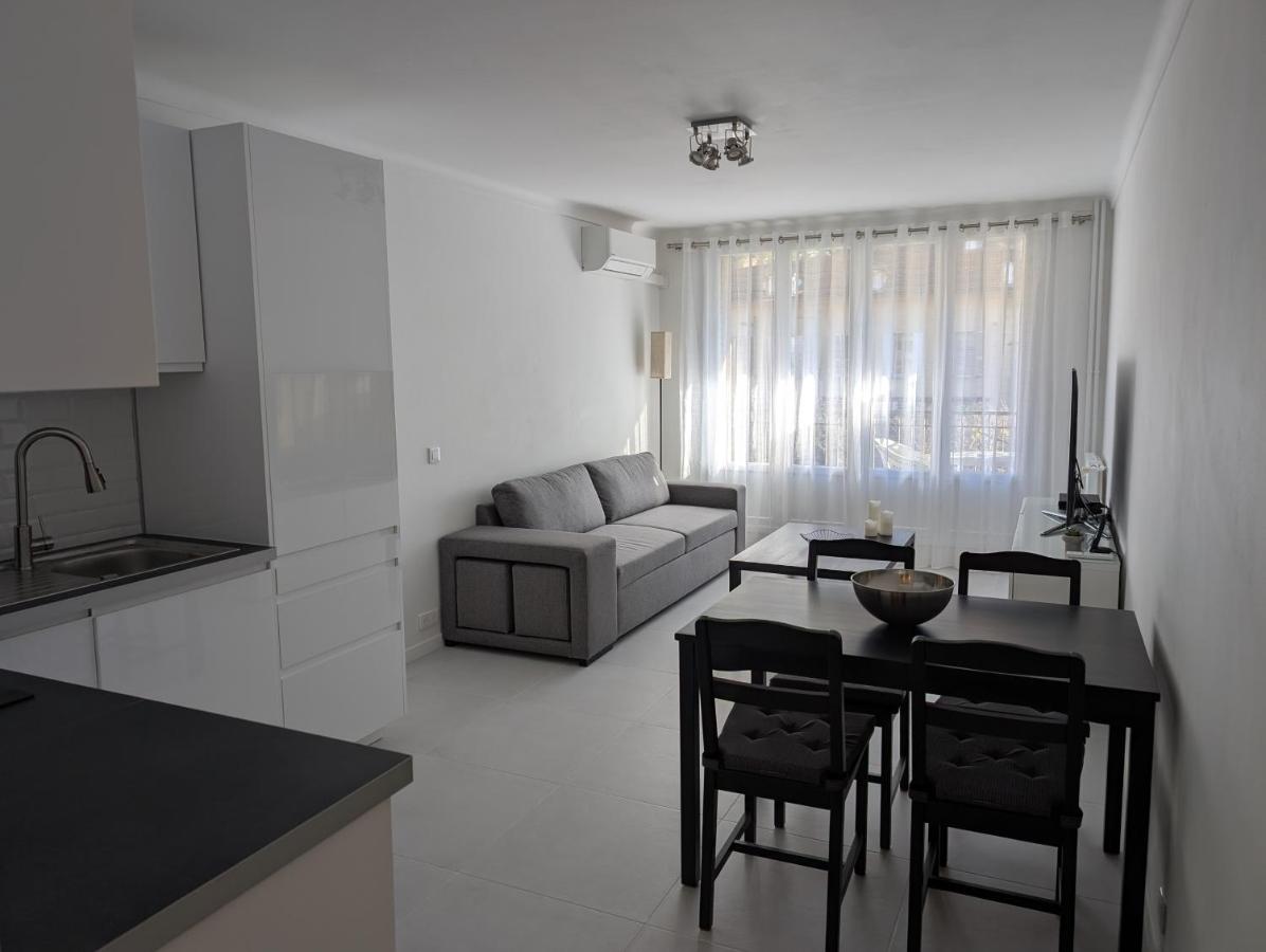Le Landel - Appartement 3 Pièces entièrement rénové, climatisé avec parking - Chambres d'hôtes Menton