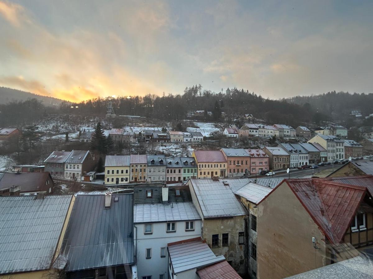 Apartmány Fabrika Jáchymov - B&B Jáchymov