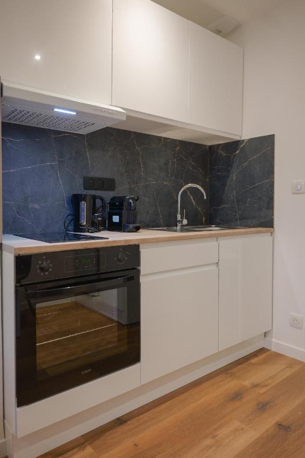 charmant studio avec terrasse exterieure - coeur de ville - Chambres d'hôtes Angers
