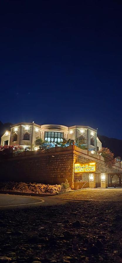 Majan View near Wakan