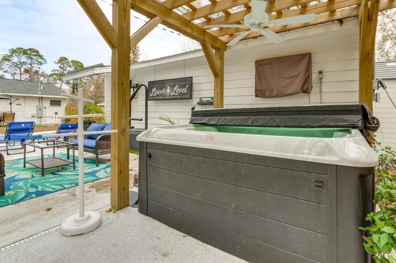 Pool, Hot Tub & Backyard Fun! Savannah Retreat - B&B Savannah