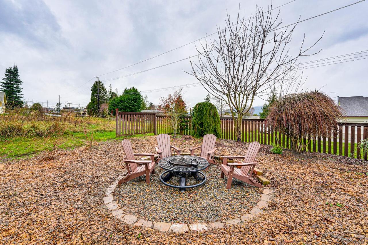 Near Ferry, Shops & Eats! Anacortes Townhome - B&B Anacortes