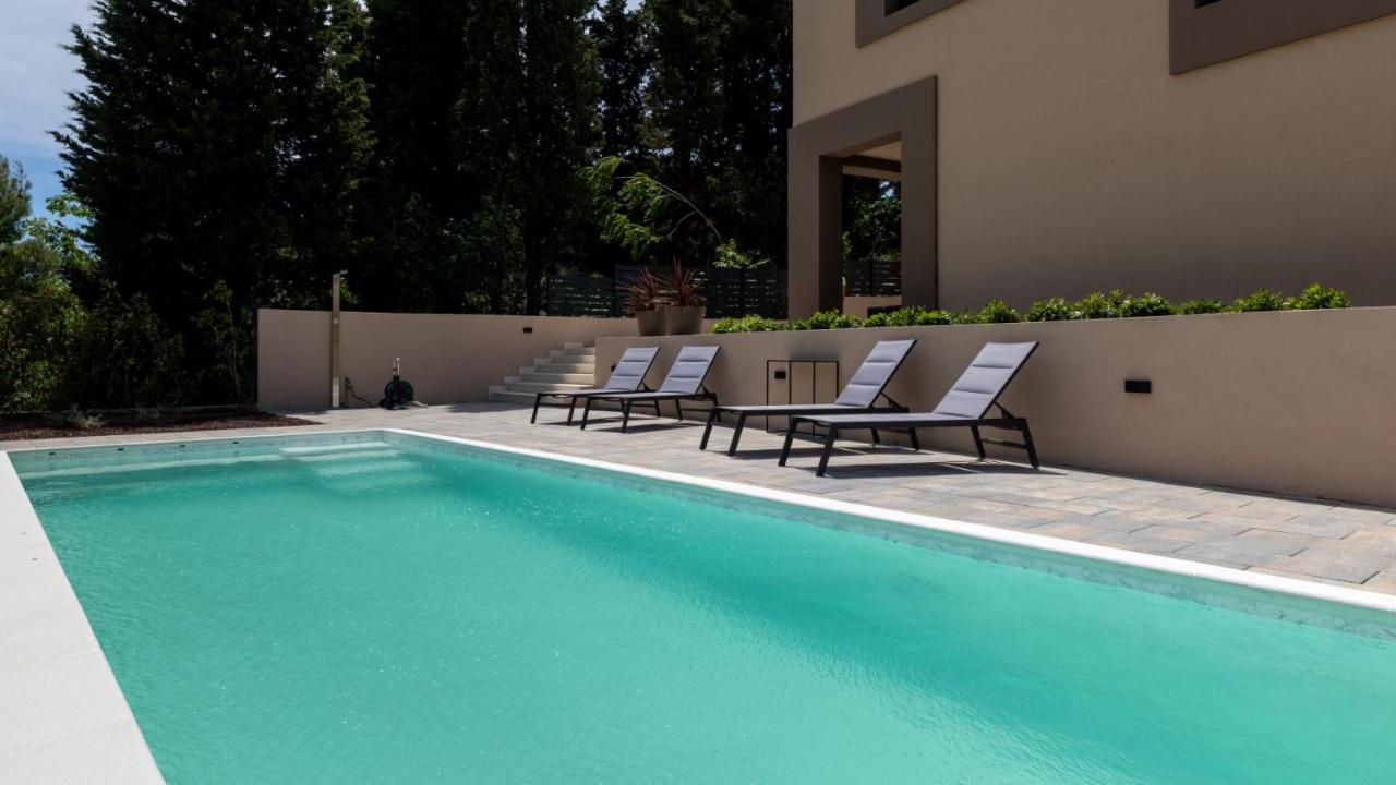 Villa D Cube by Villas Guide - B&B Duba