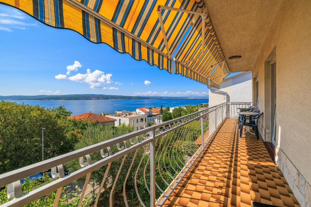 Großes Apartment nur 400 Meter zum Strand mit Meerblick, Grillplatz, WiFi, Klima - B&B Cirquenizza