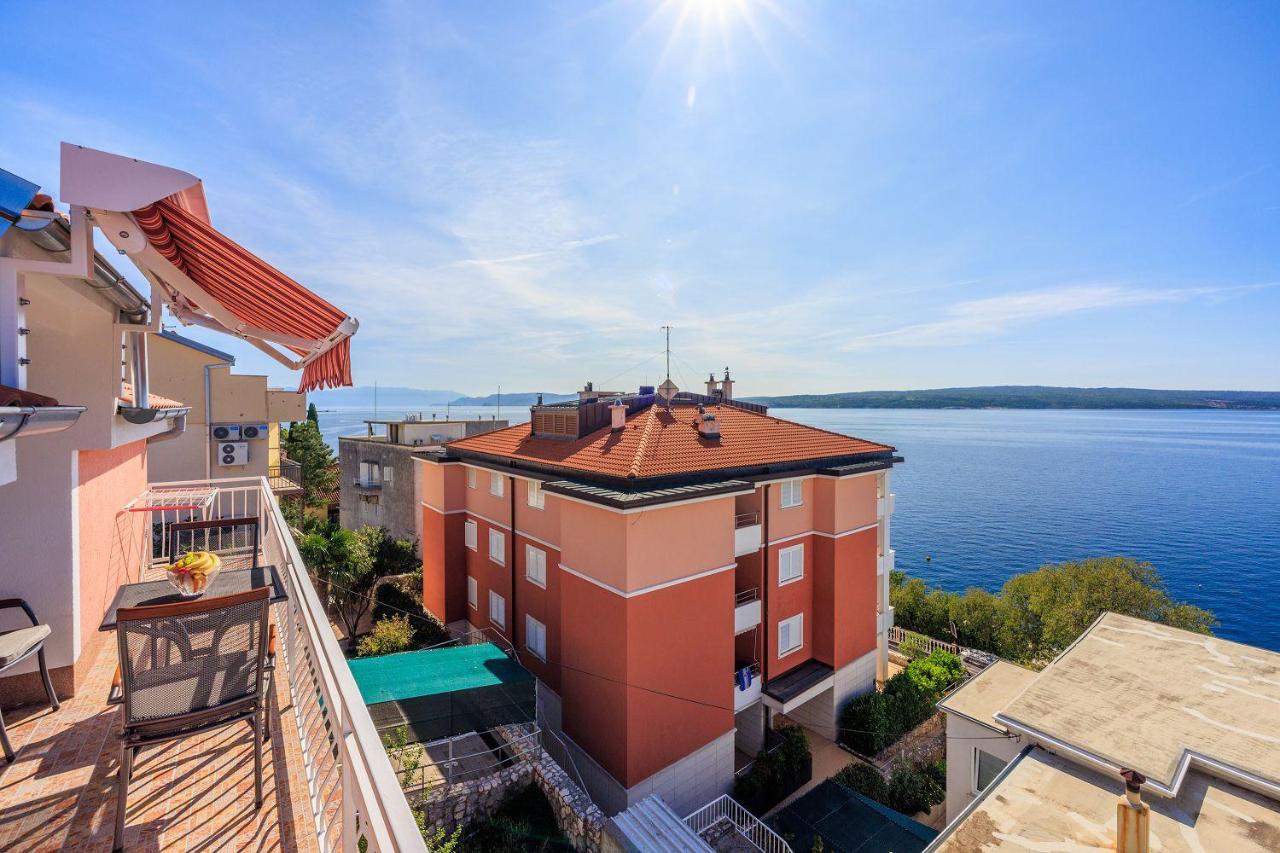 Bezauberndes Apartment nur 80 Meter zum Strand mit grandiosem Meerblick - B&B Dramalj