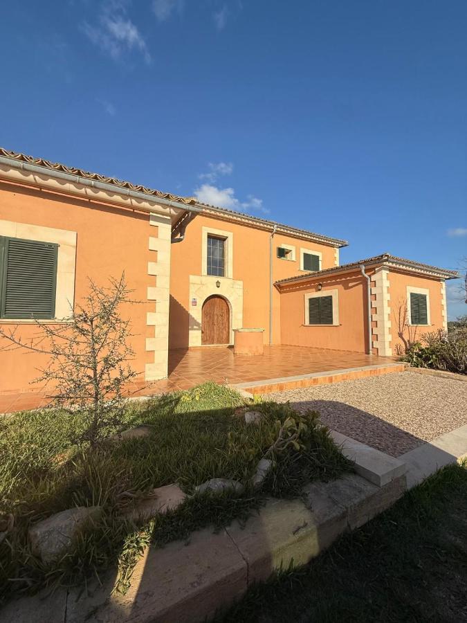 Harmonische Finca am Stadtrand von Santanyi - B&B es Llombards