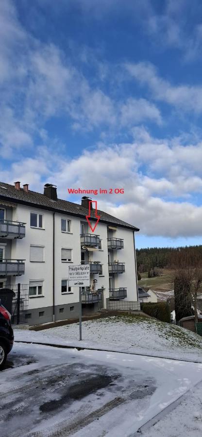Blackjulie Ferienwohnung im Schwarzwald mit Balkon und Parkplatz ruhig - B&B Sankt Georgen im Schwarzwald
