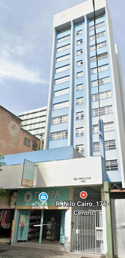Studio 83 - central, espaçoso e iluminado - B&B Curitiba