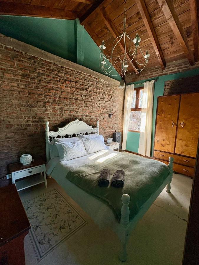 "Donde brilla el sol" Casa Campo - B&B Dina Huapi