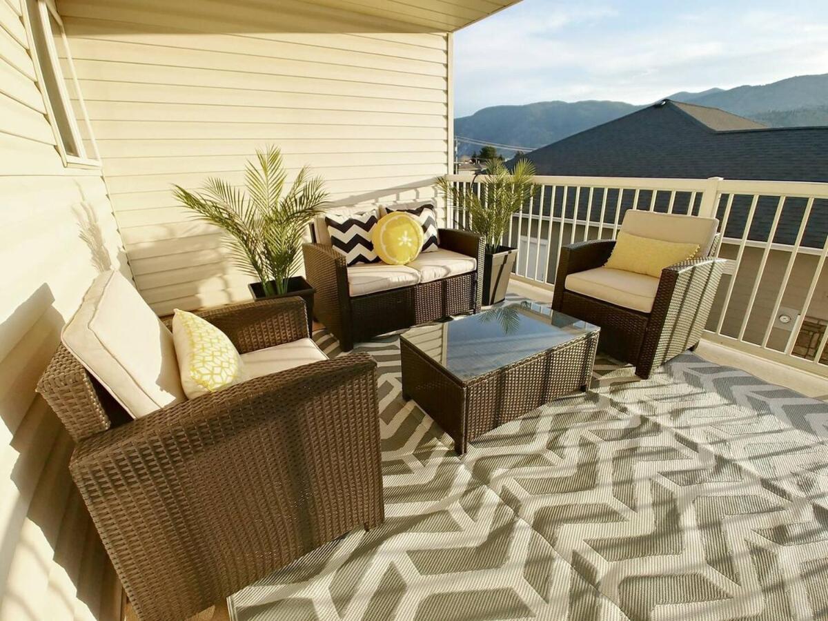 Modern Lake City Getaway - B&B Penticton