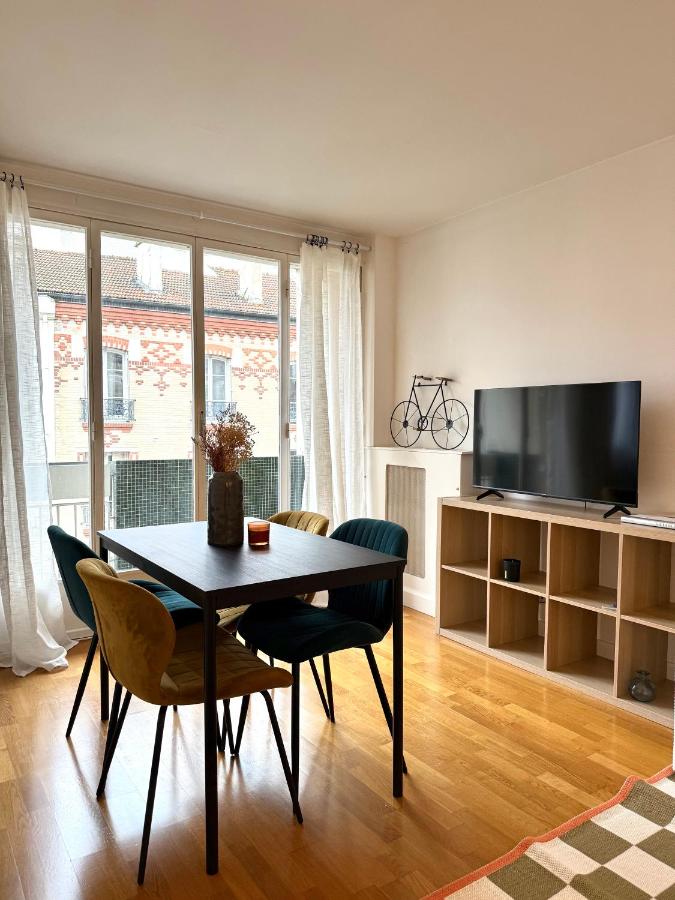 Appartement familial 2 chambres avec balcon - B&B Boulogne-Billancourt
