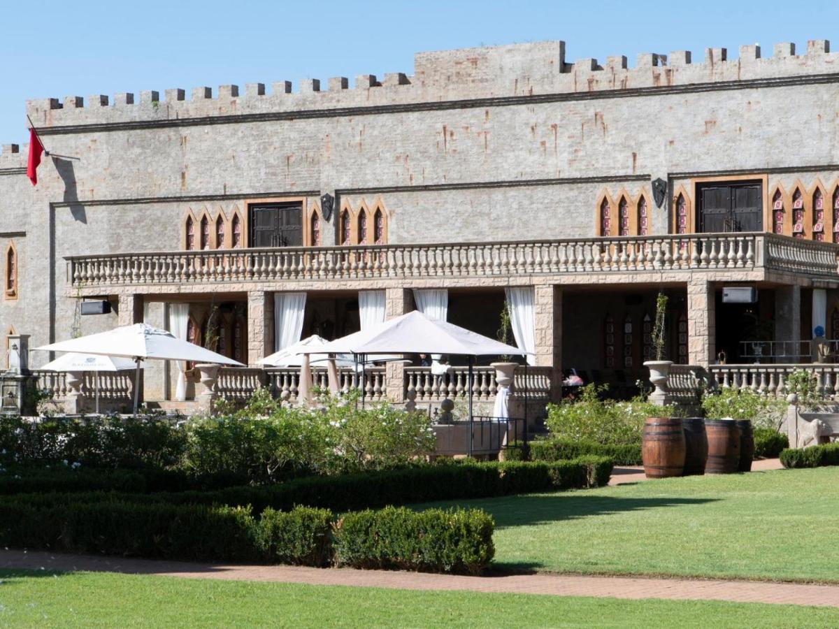Castle de Wildt - Bed and Breakfast Modimolle