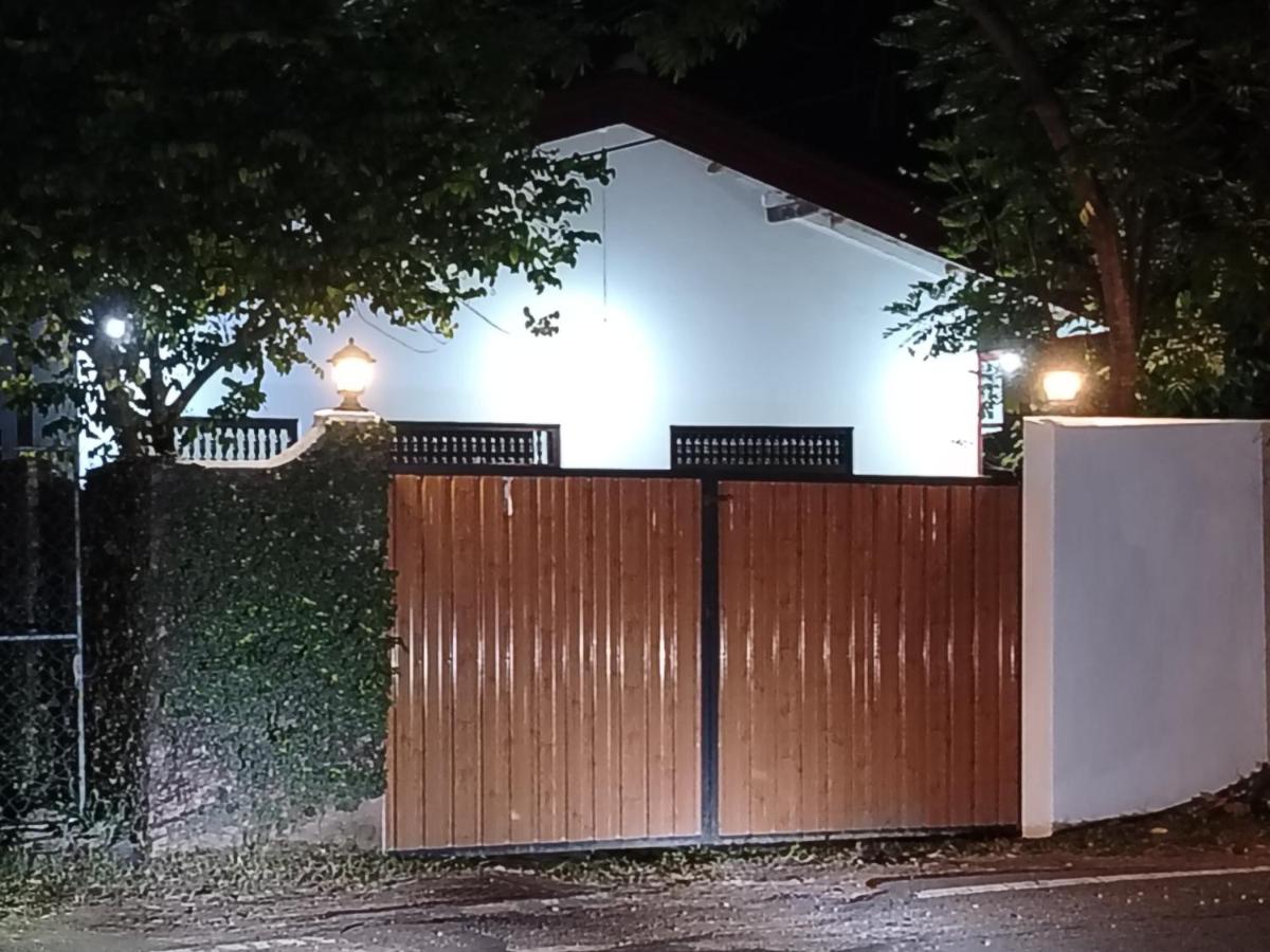 Cozy Villa - Hiriketiya - B&B Dodampahala East