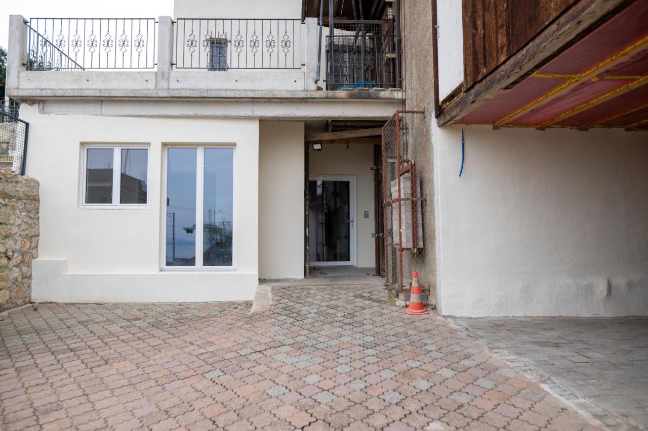 Lakefront Grand Residence - Chambres d’hôtes Gléresse