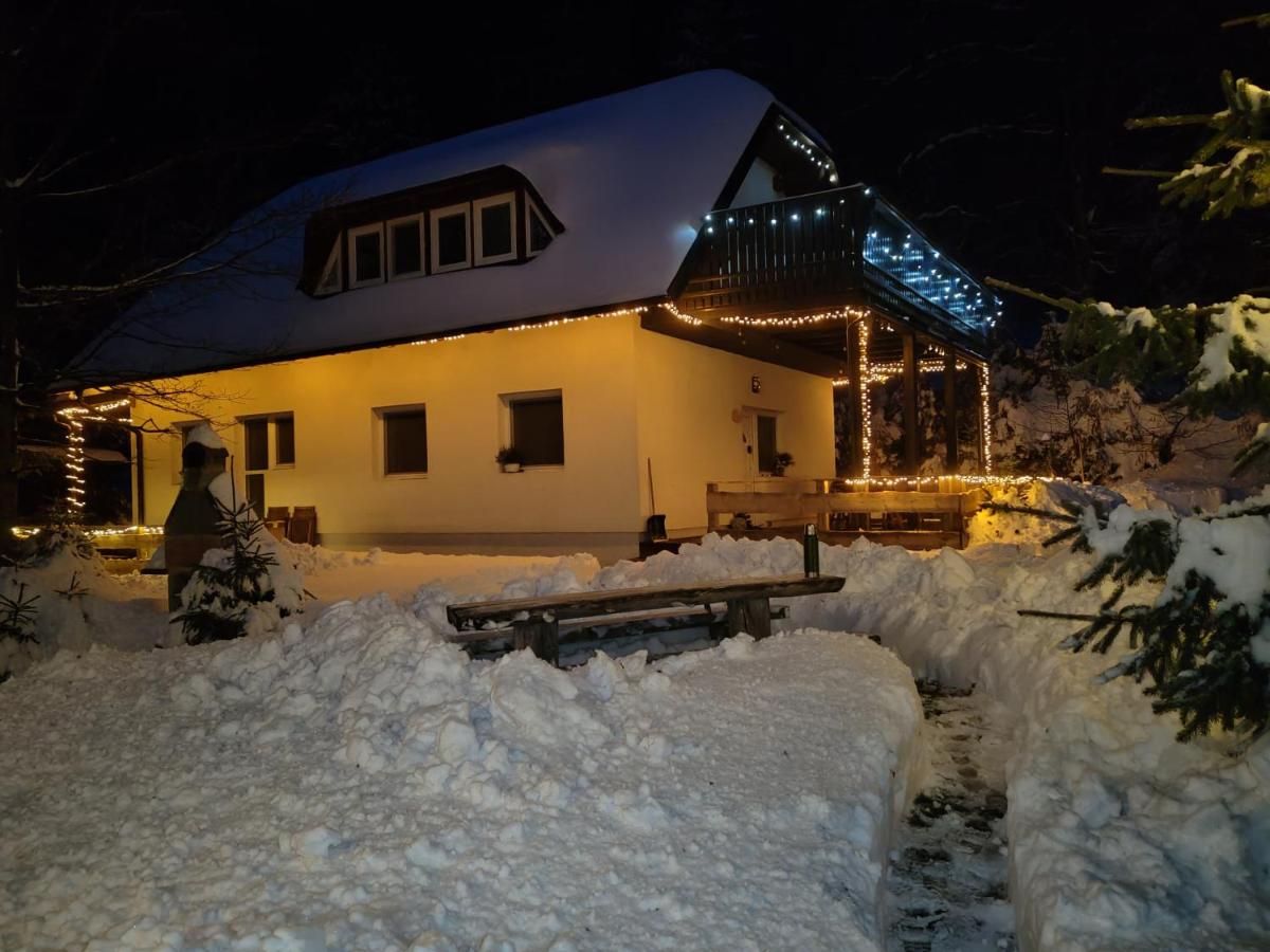 apartma Pohorc - Praprot - B&B Pohorje