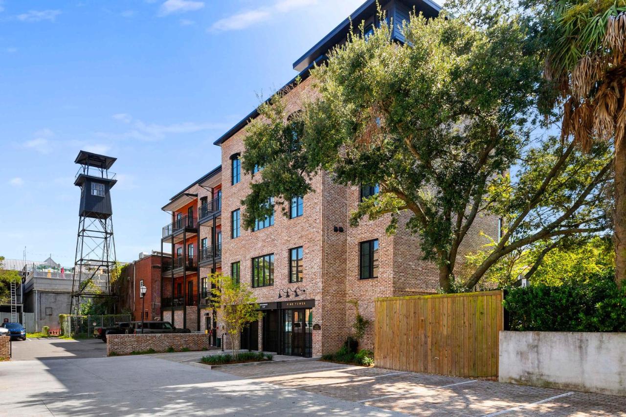 Fire Tower Classy 1BR in Downtown Charleston - Bed and Breakfast Charleston