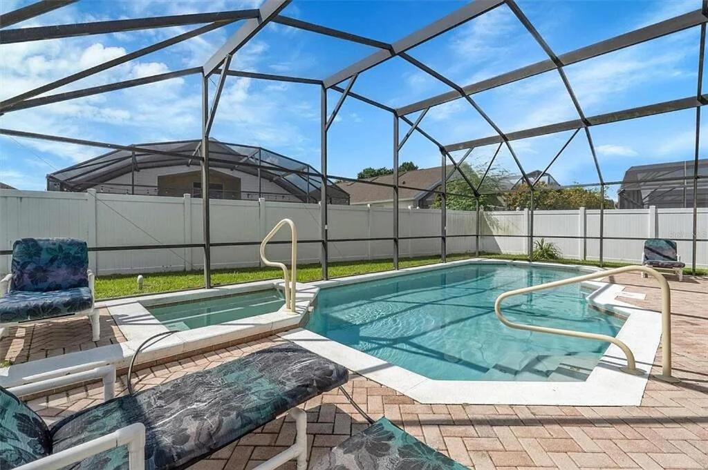 5BR 4BA Near Disney, Pool, Sauna, Pets Allowed - B&B Kissimmee