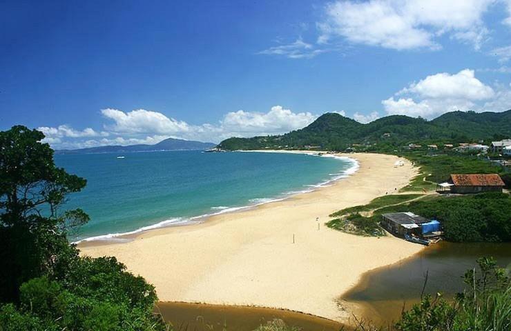 Estúdios Praia do Estaleiro - Balneário Camboriú - B&B Balneário Camboriú