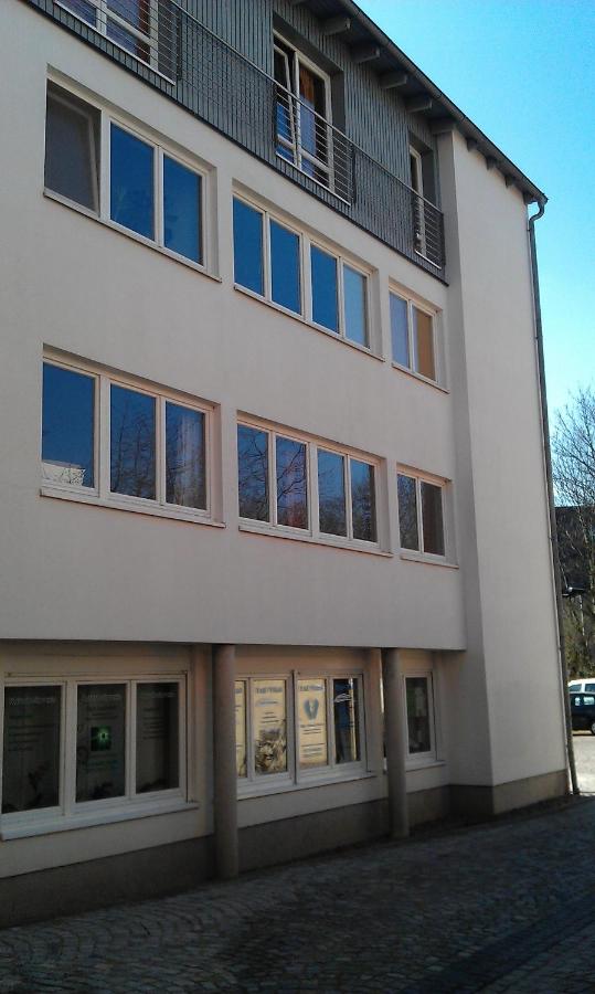 Appartements Am Theater - Ferienwohnung