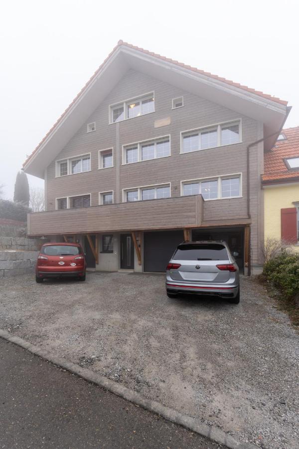 Ganzes Haus am Bodensee in den Bergen im Appenzell - Ferienwohnung Heiden AR