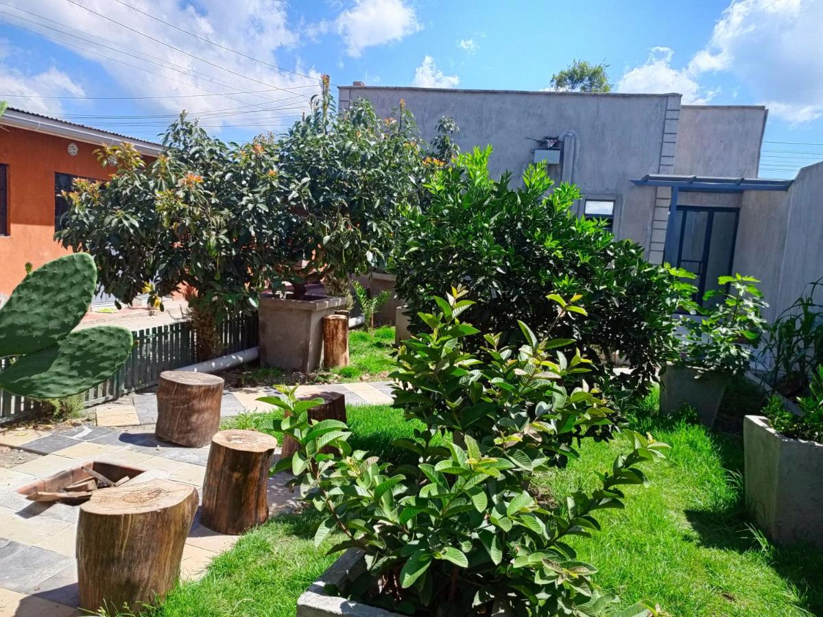 EsMash Homes Air,bnb Lanet Nakuru - B&B Nakuru