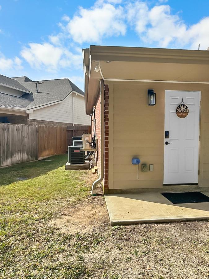 Entire studio with full kitchen and in-unit laundry - Ferienwohnung Cinco Ranch