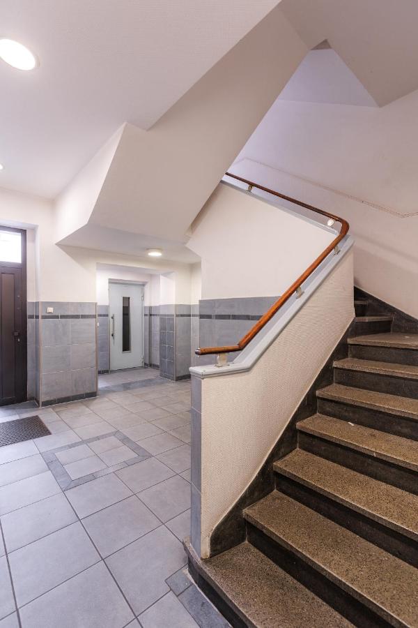 Design City Apartments - Workspace & Kitchen - Messe DUS - B&B Duisburg
