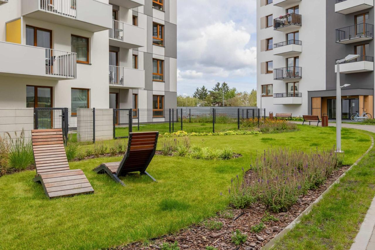 Elegant Apartment Szafrańców by Noclegi Renters - B&B Varsavia