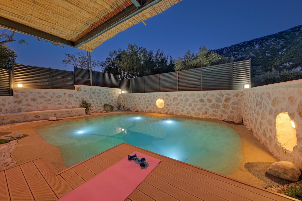 Villa X Özel Havuzlu, İzole, Doğa İçinde Villa - B&B Sarıbelen