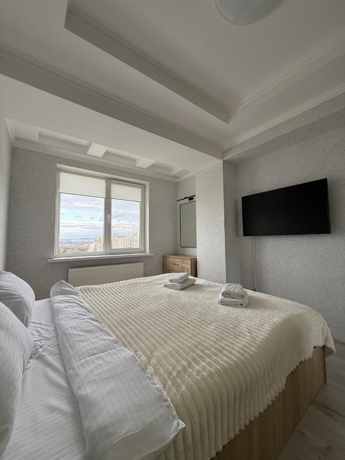 Nikolai testemiteanu & Good view - B&B Chișinău