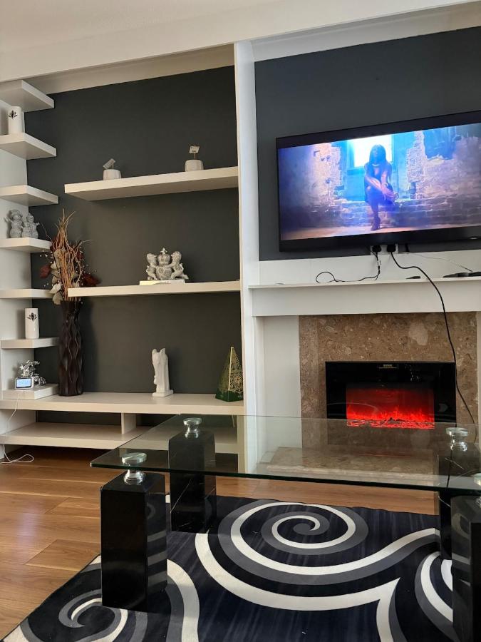 Modern 3-Bed Home in Tilbury Easy London Access - Chambres d’hôtes Tilbury