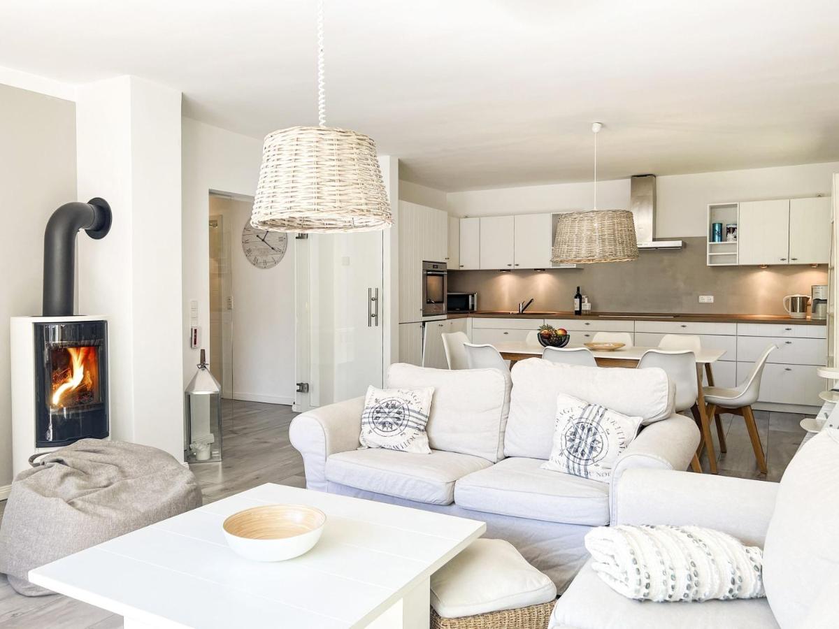 Reetzeit 1 - B&B Zingst