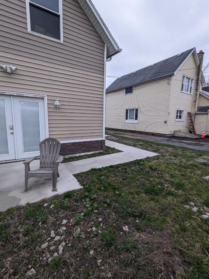 Private Cozy 1st Floor Suite Washer Dryer 15 Minutes to Niagara Falls - Chambres d'hôtes North Tonawanda
